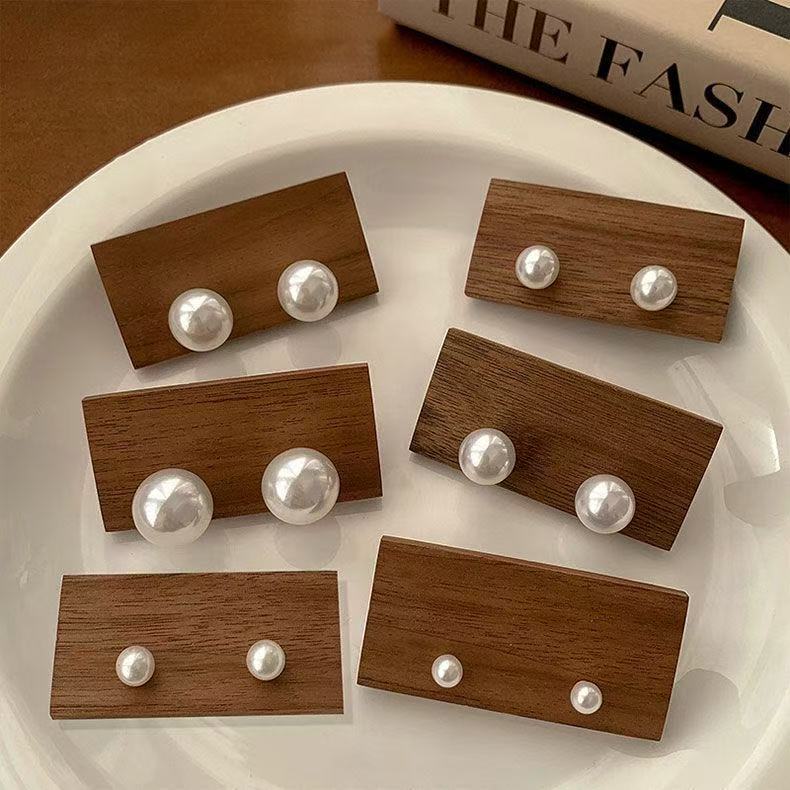Pearl stud earrings